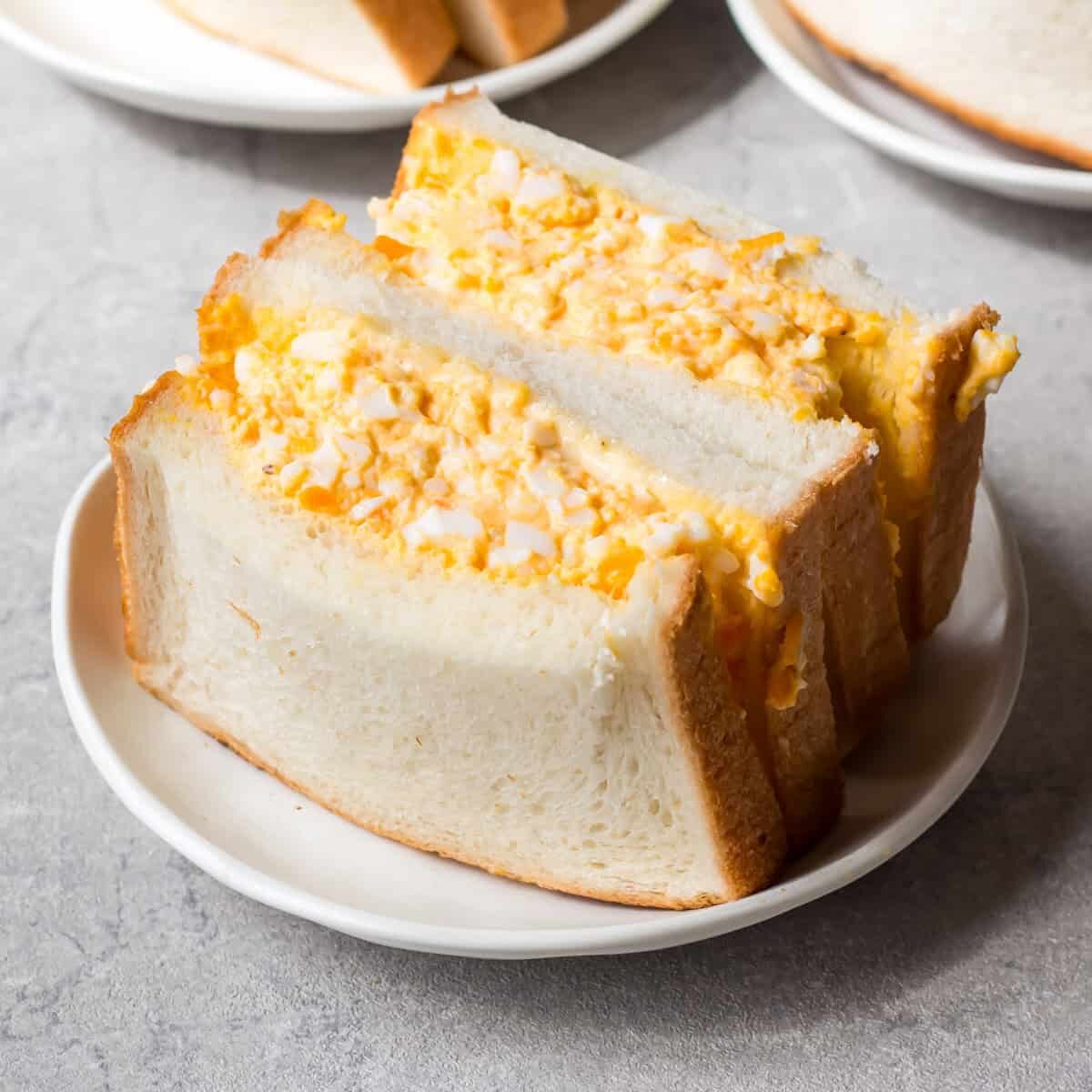 Tamago Sando (patê de ovo japonês de conveniência)